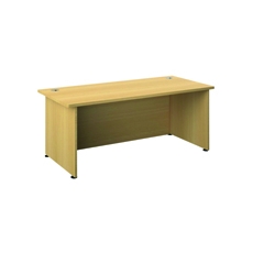 Avior Rect Exec Desk 1800x900 N/Oak